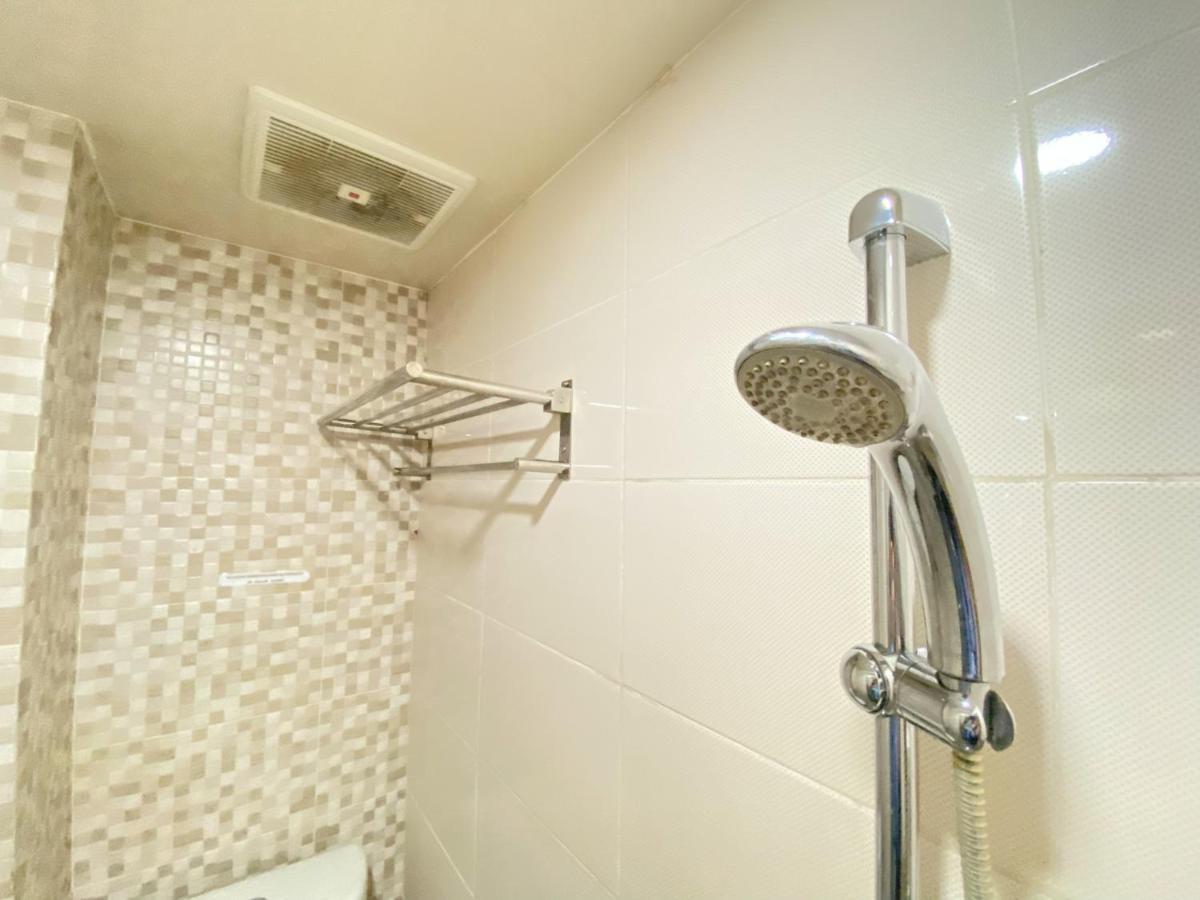 Penginapan Star Ambon Mitra Reddoorz Ngoại thất bức ảnh