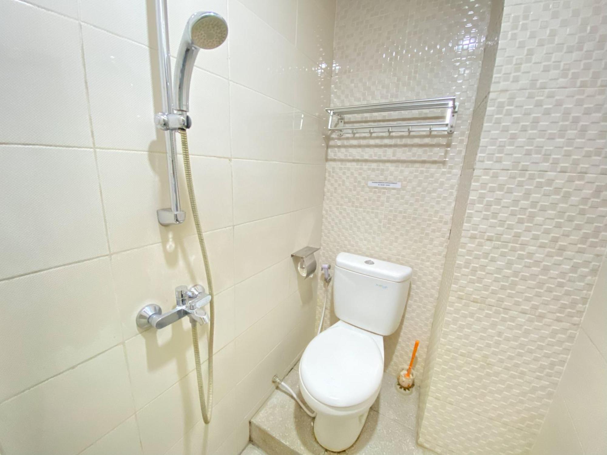 Penginapan Star Ambon Mitra Reddoorz Ngoại thất bức ảnh