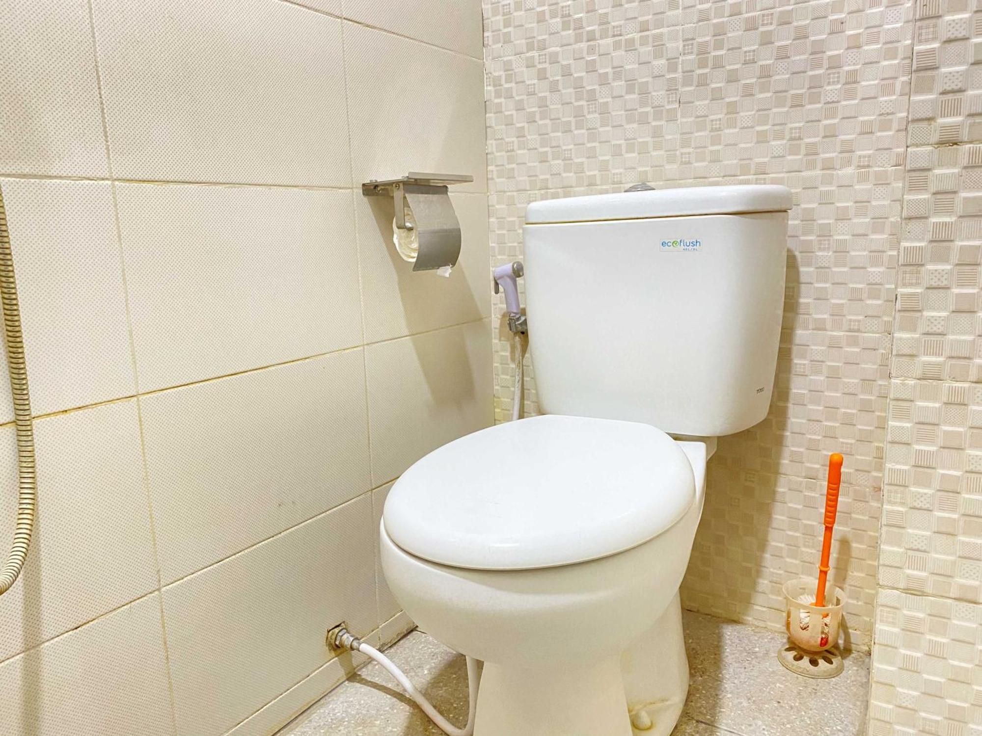 Penginapan Star Ambon Mitra Reddoorz Ngoại thất bức ảnh